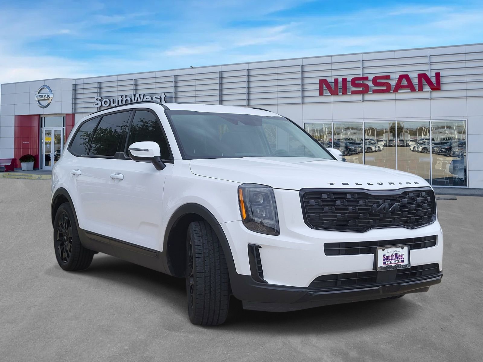 Used 2022 Kia Telluride EX w/ EX Premium Package AWD/4WD image 4