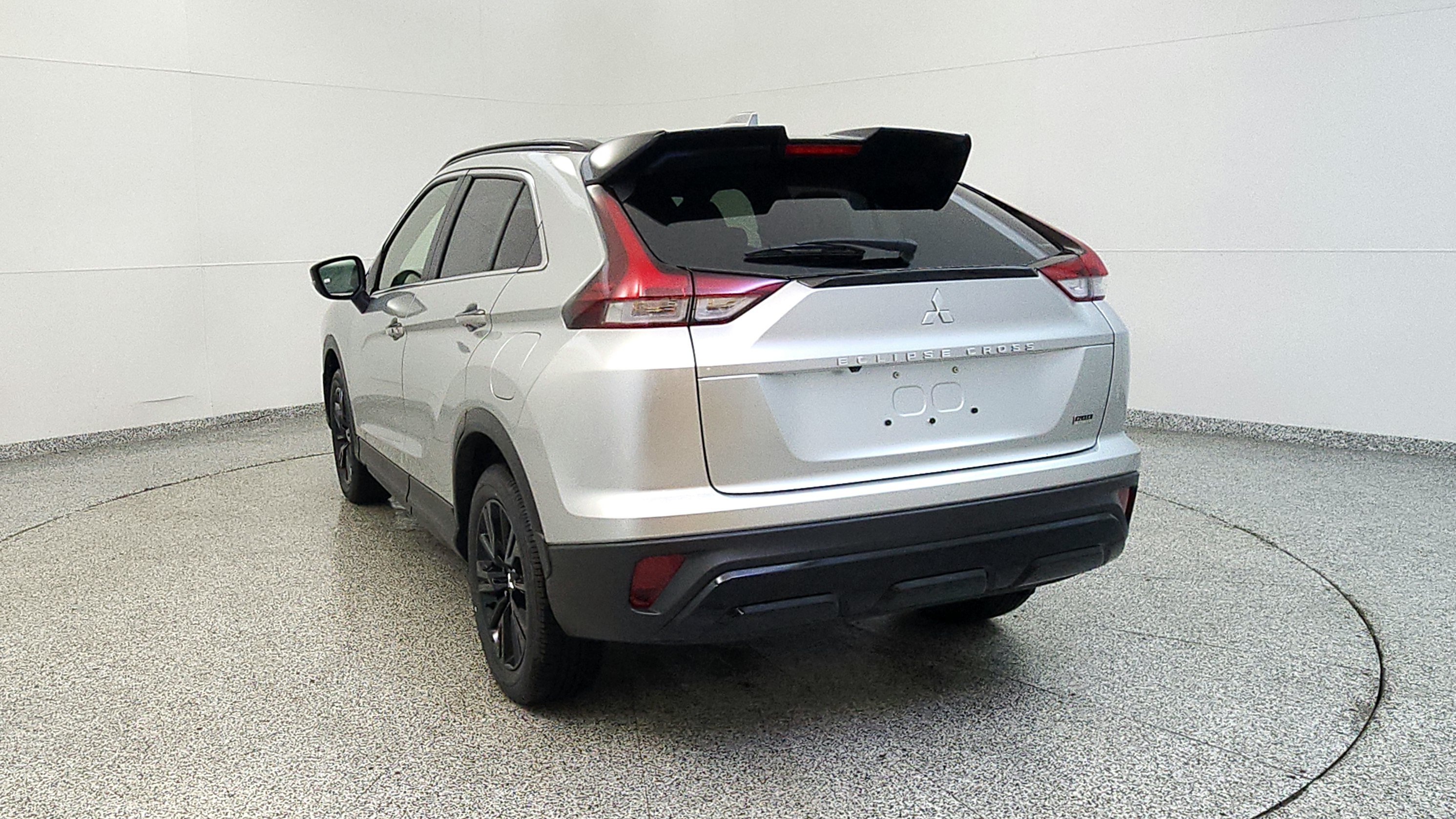 Used 2025 Mitsubishi Eclipse Cross AWD image 4