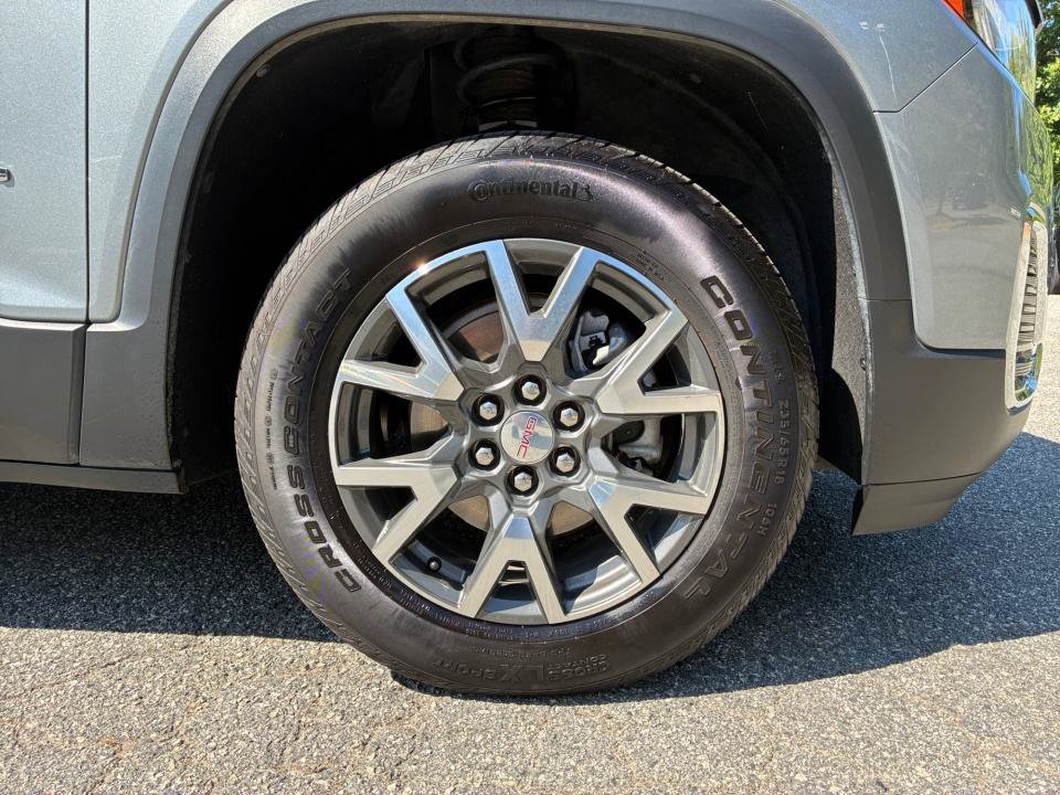 Used 2023 GMC Acadia SLE FWD image 25