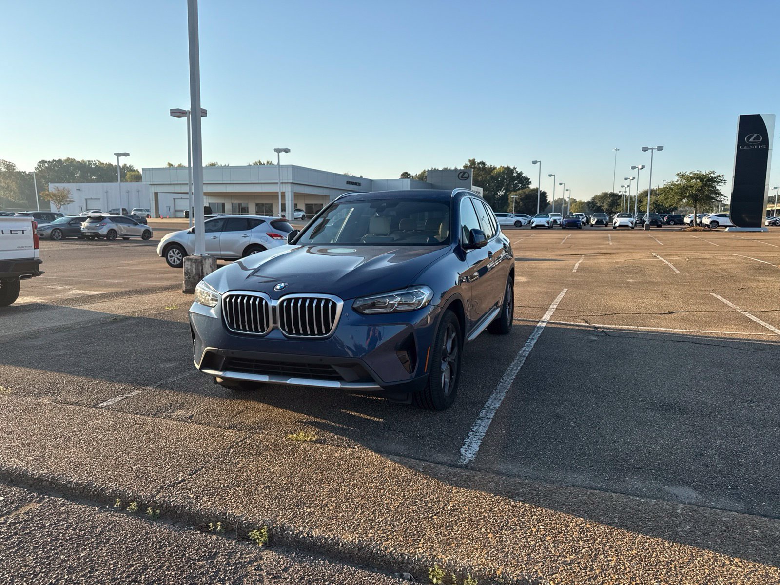 Certified 2023 BMW X3 sDrive30i w/ Premium Package RWD image 1