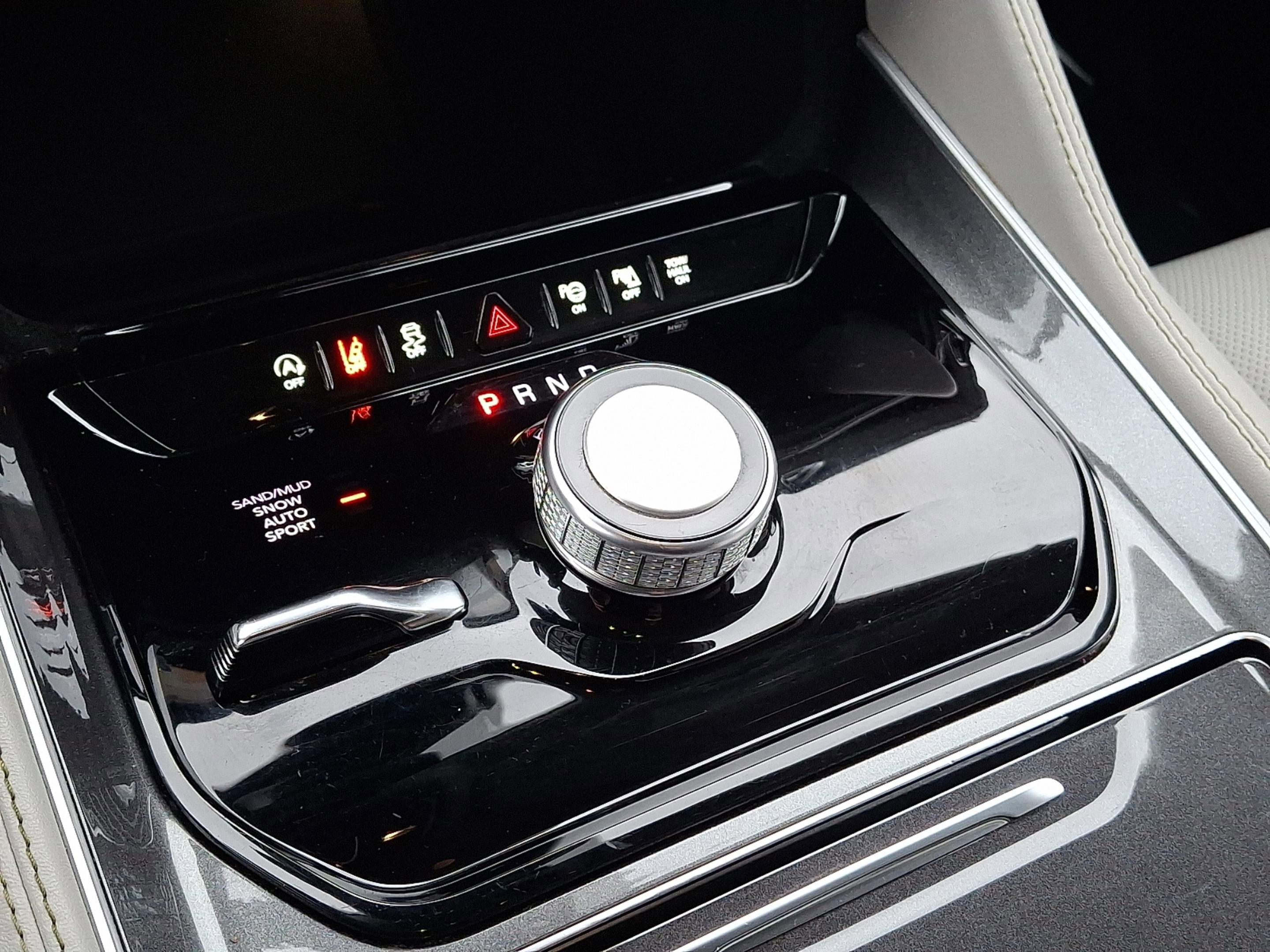 Used 2023 Jeep Wagoneer Series I 4x4 w/ Convenience Group I image 14