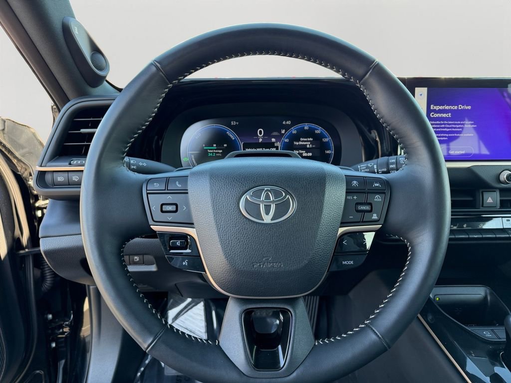 Used 2025 Toyota Crown Signia w/ Advanced Technology Package AWD/4WD image 19