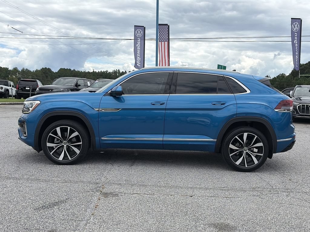 Certified 2024 Volkswagen Atlas Cross Sport SEL Premium R-Line AWD/4WD image 23