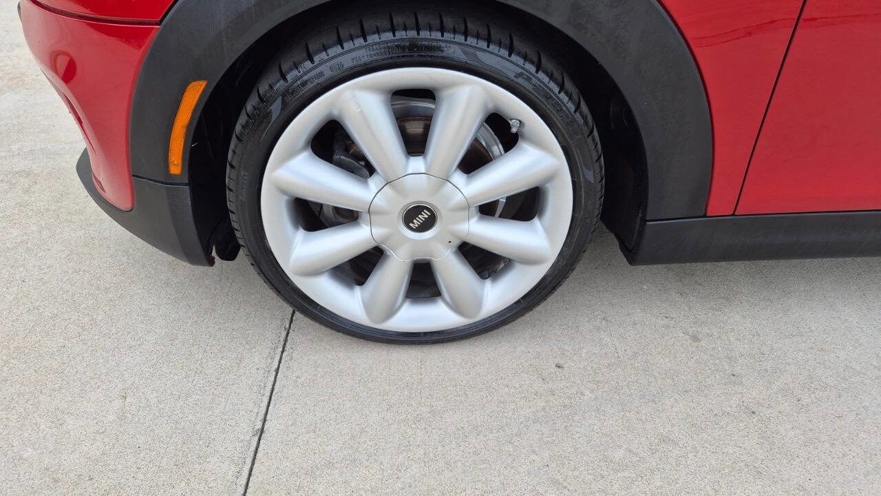 Used 2014 MINI Cooper 2-Door Hardtop image 13