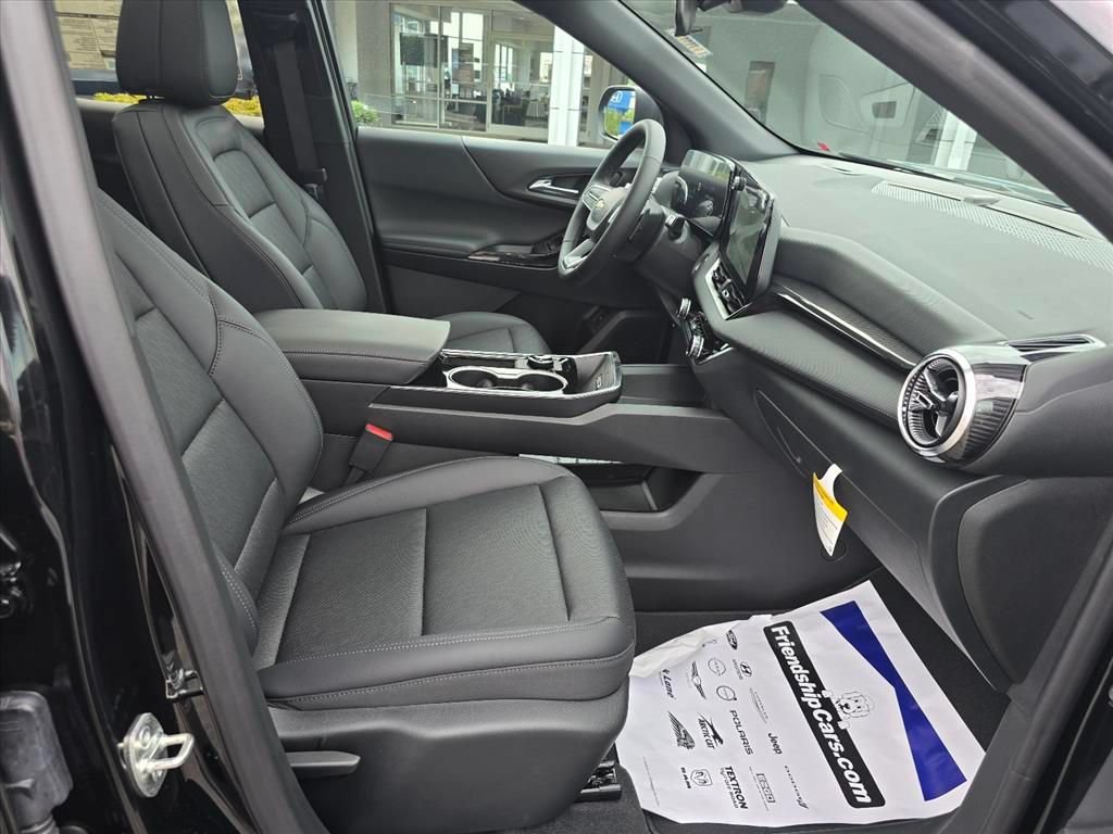 New 2026 Chevrolet Equinox LT w/ Convenience Package II AWD/4WD image 13