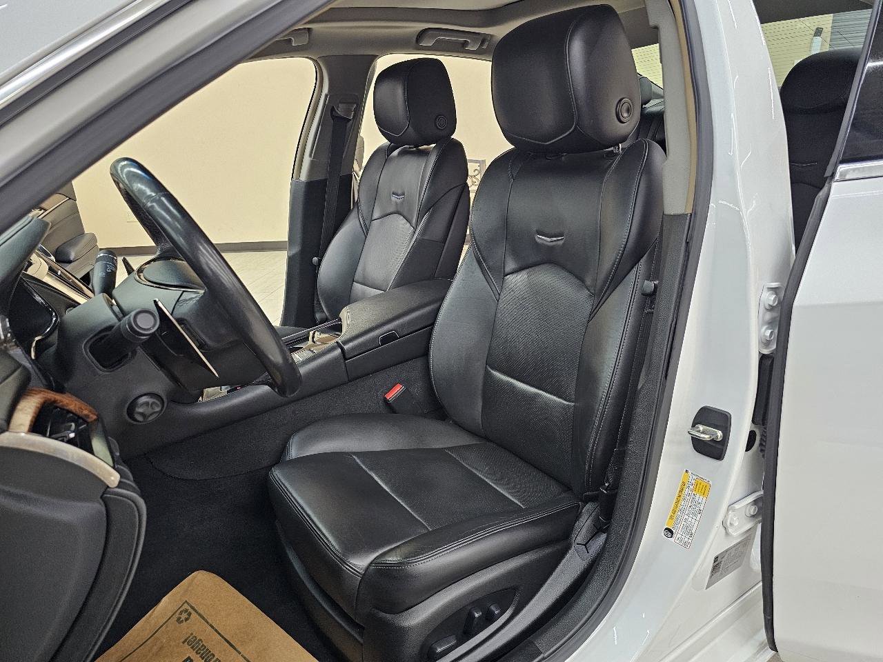 Used 2019 Cadillac CTS Luxury image 16