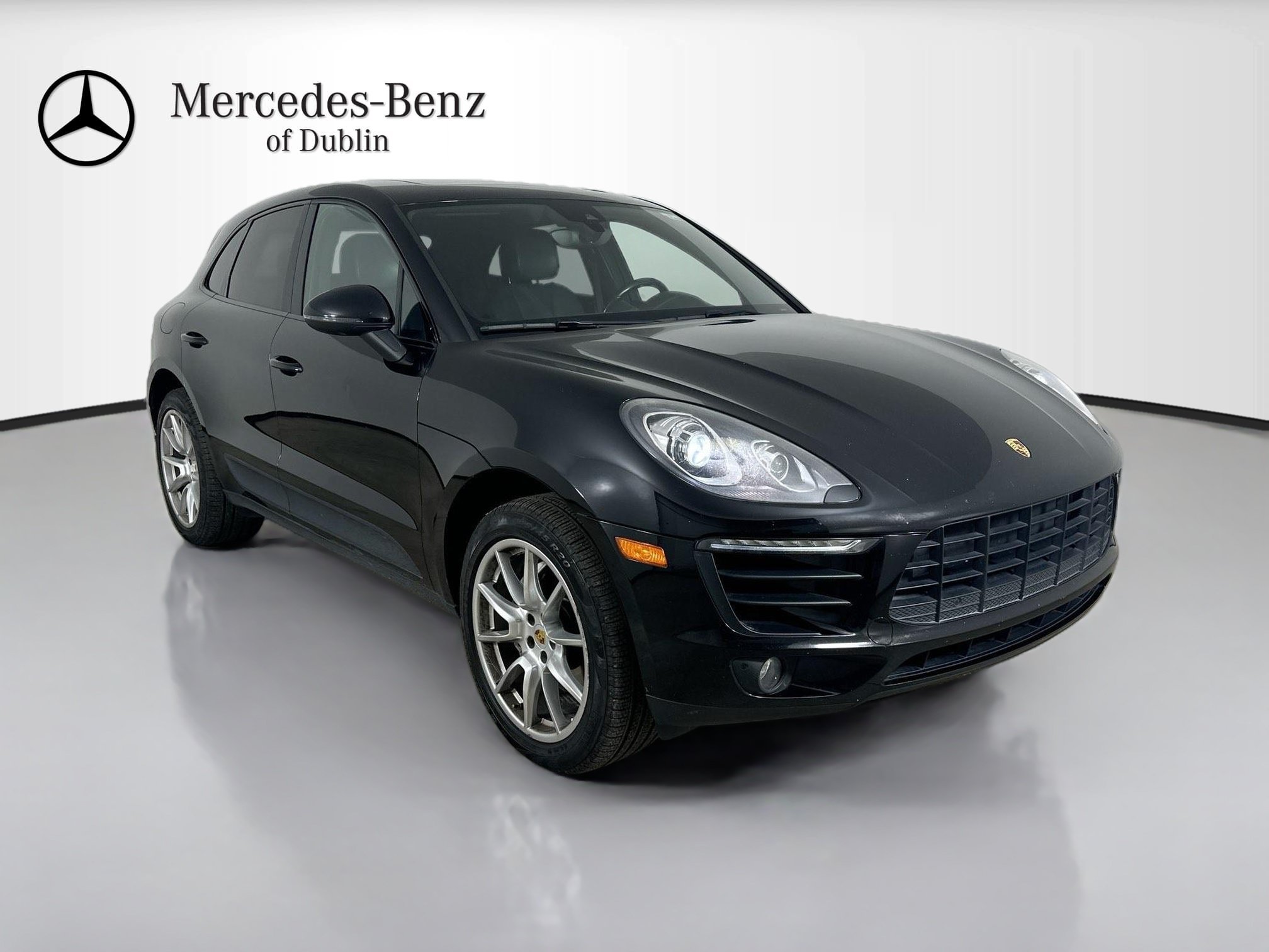 Used 2017 Porsche Macan S AWD/4WD image 3