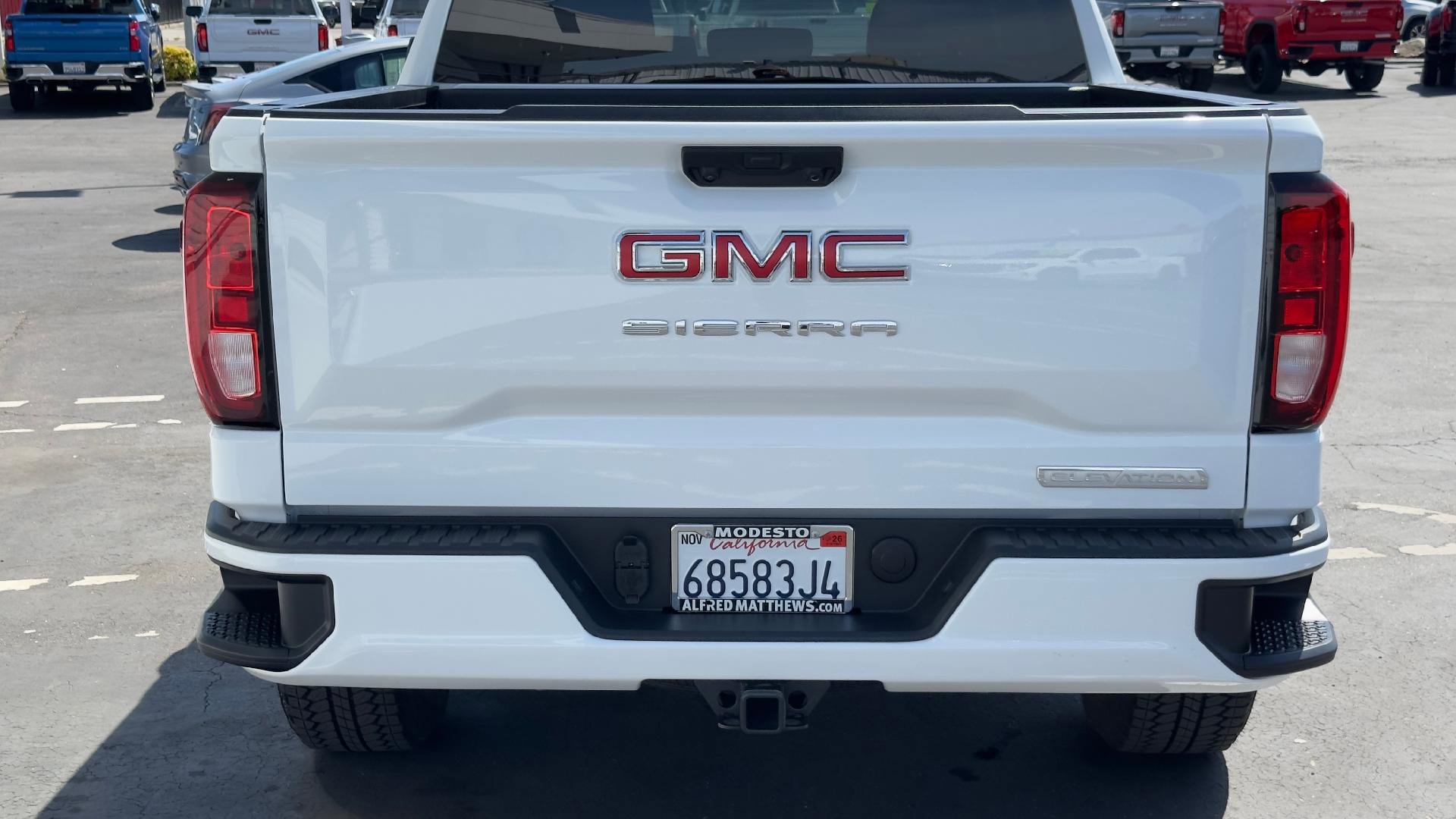 Used 2026 GMC Sierra 1500 Elevation w/ Elevation Select Package AWD/4WD image 5