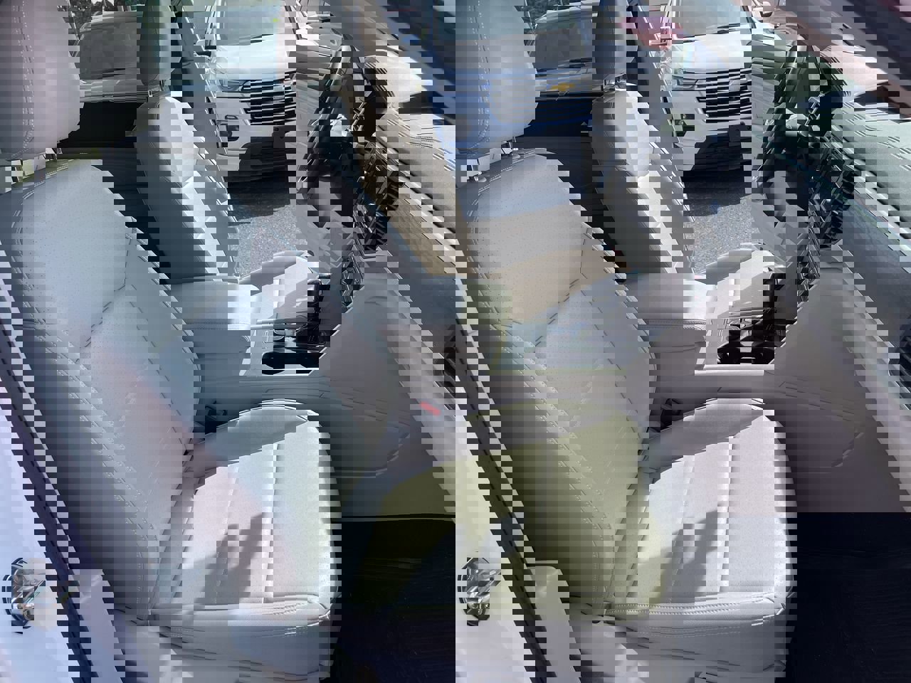 Used 2023 Volkswagen Atlas SE image 26