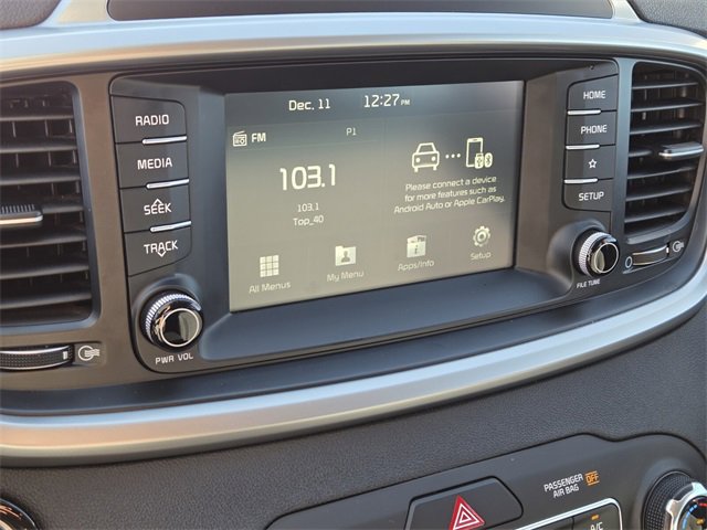 Used 2020 Kia Sorento S image 22