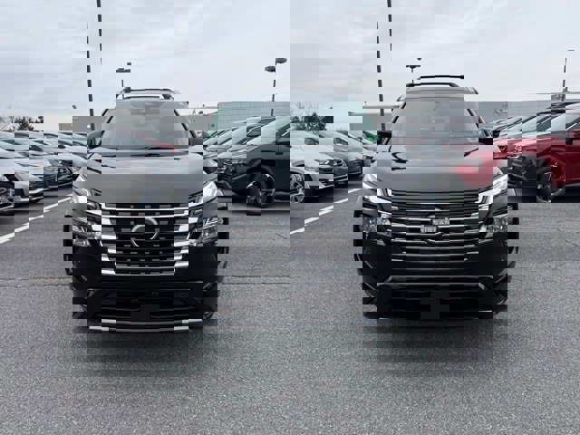 New 2026 Nissan Rogue Platinum w/ Platinum Premium Package image 3