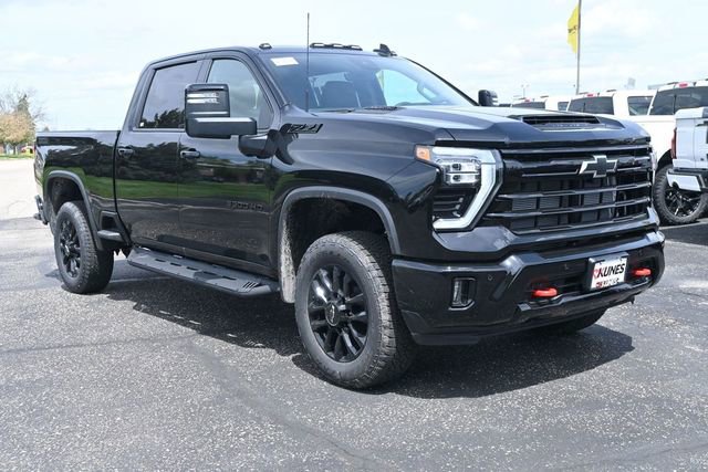 New 2026 Chevrolet Silverado 3500 LTZ w/ LTZ Plus Package AWD/4WD image 2