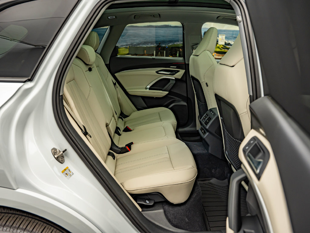New 2026 Audi Q5 Premium AWD/4WD image 32