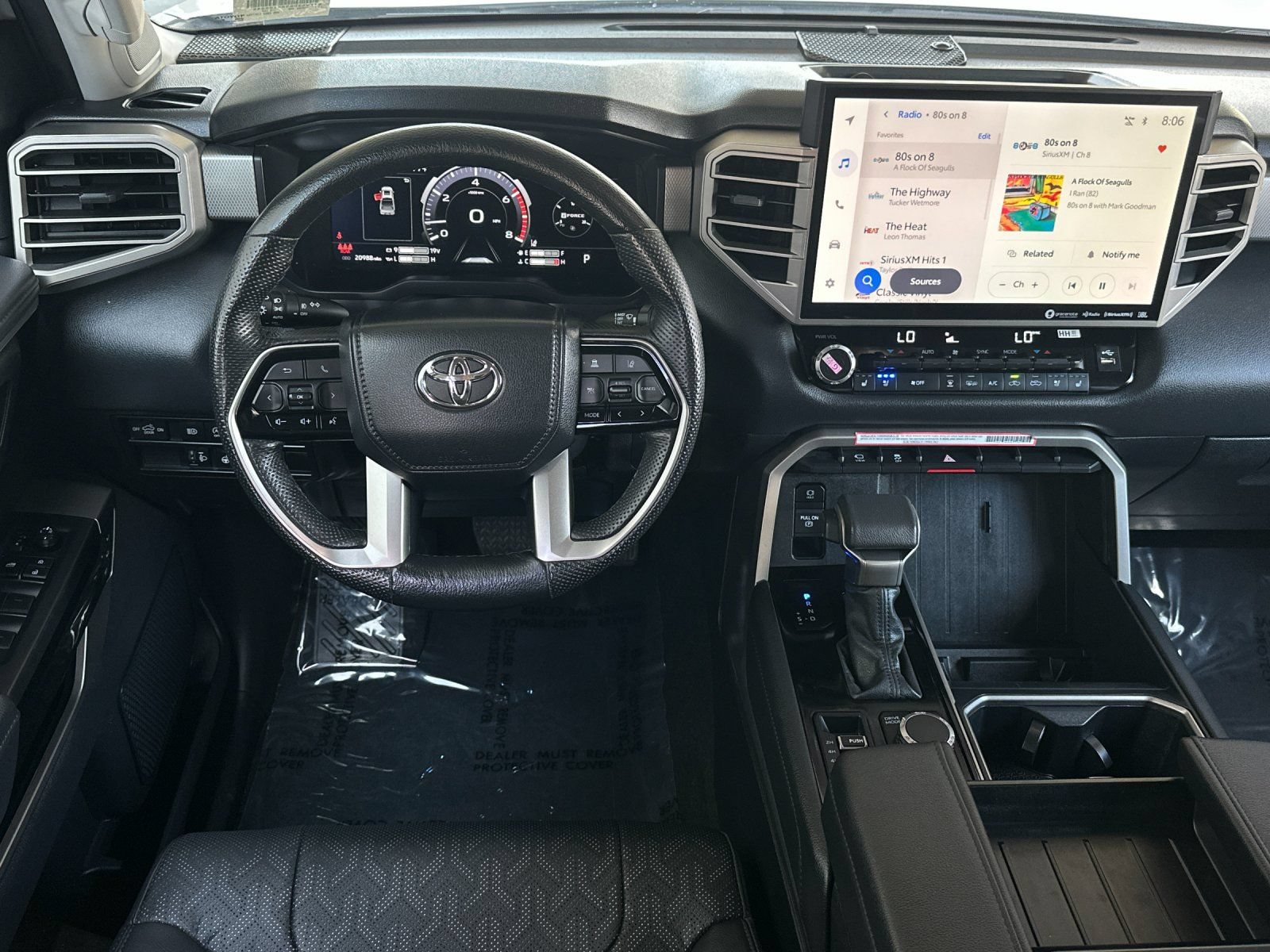 Used 2024 Toyota Tundra Limited AWD/4WD image 13