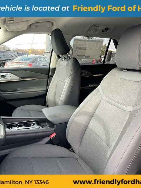 Used 2026 Ford Explorer Active AWD/4WD image 23