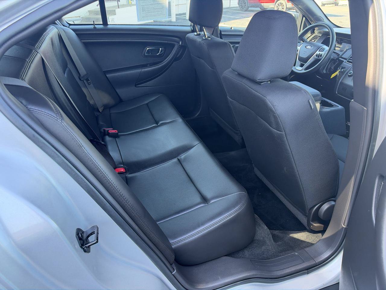 Used 2017 Ford Taurus Police Interceptor AWD image 15
