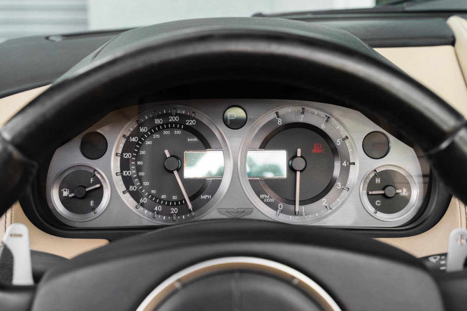 Used 2006 Aston Martin DB9 Volante image 8