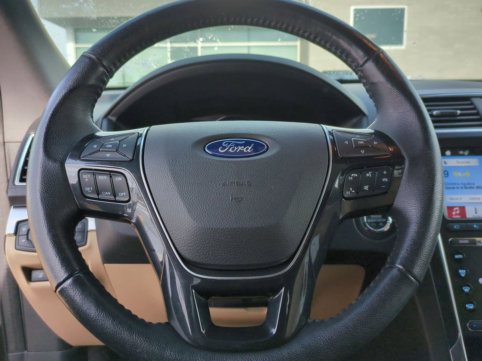 Used 2017 Ford Explorer Limited w/ Equipment Group 301A image 31