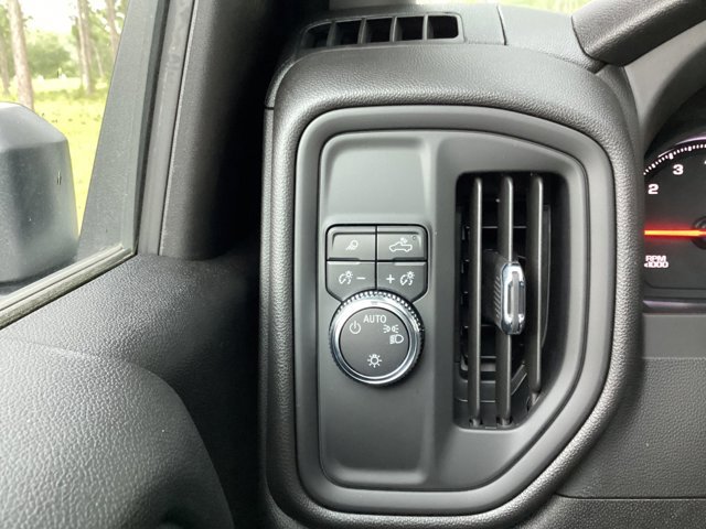 New 2025 GMC Sierra 2500 Pro w/ Convenience Package image 21