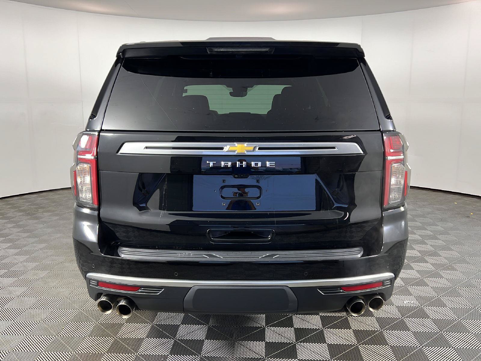 Used 2023 Chevrolet Tahoe High Country w/ Max Trailering Package AWD/4WD image 6