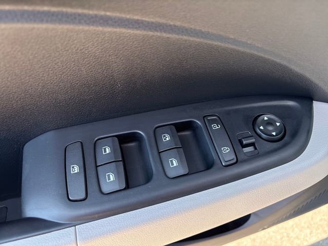 New 2026 Hyundai Venue SEL FWD image 8