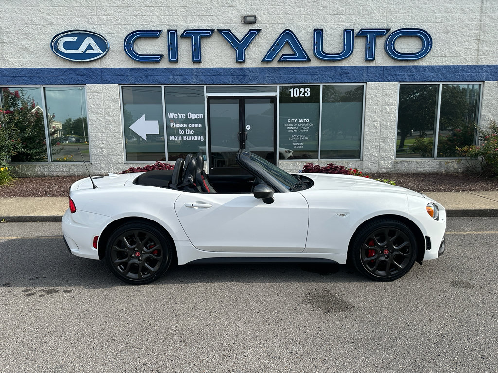Used 2019 FIAT 124 Spider Abarth w/ Convenience Group RWD image 3
