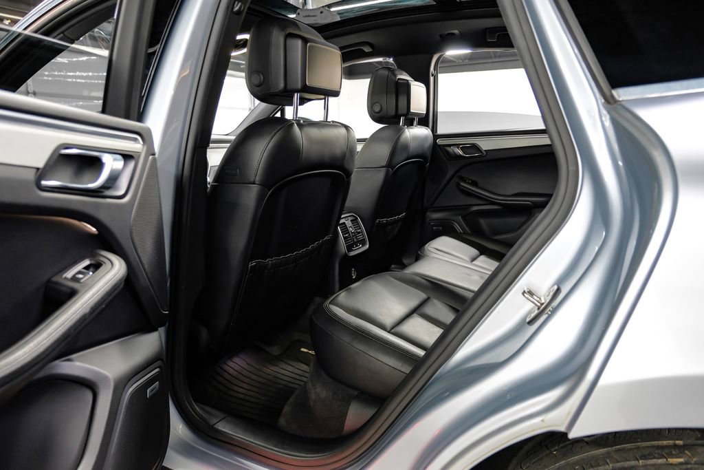 Used 2017 Porsche Macan S image 47