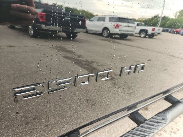 Used 2024 Chevrolet Silverado 2500 LT w/ All Star Edition AWD/4WD image 18