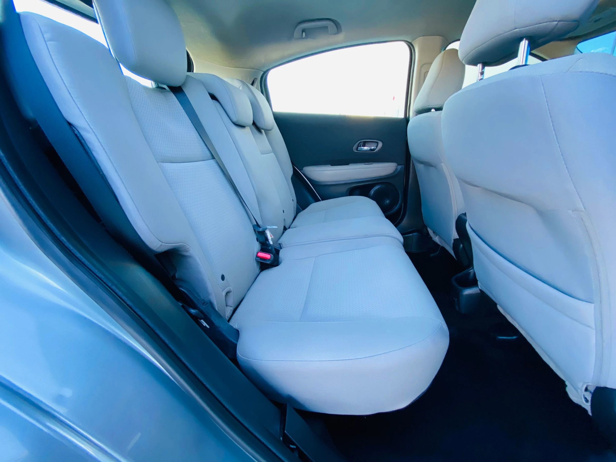 Used 2019 Honda HR-V LX image 32