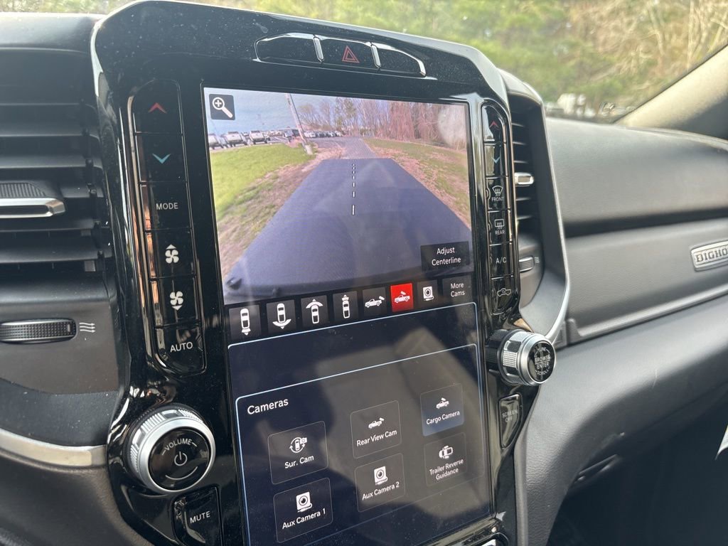 Used 2024 RAM 2500 Big Horn w/ Night Edition image 39