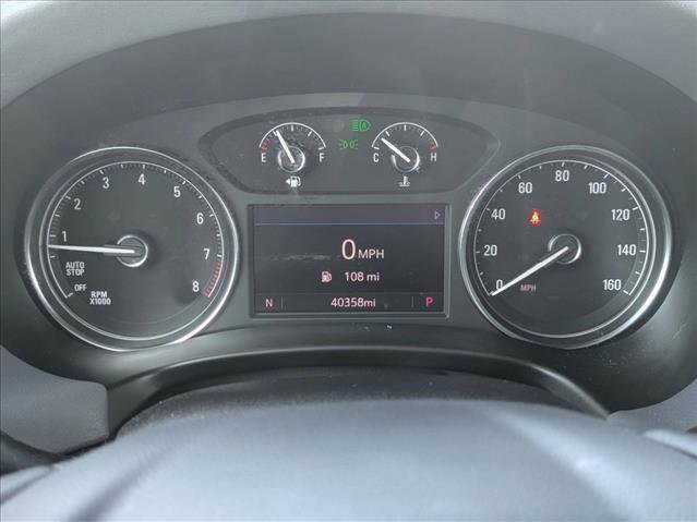 Used 2023 Buick Enclave Essence image 11