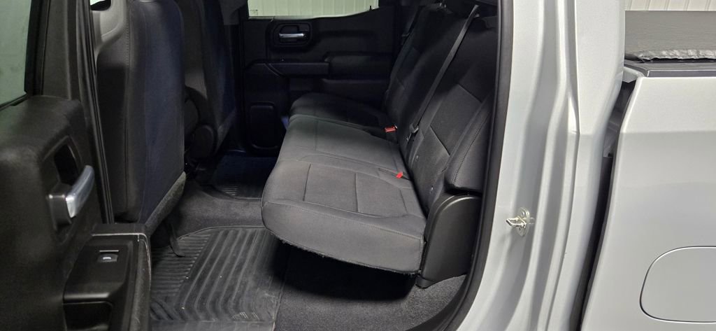 Used 2023 Chevrolet Silverado 2500 Custom w/ Custom Value Package image 15