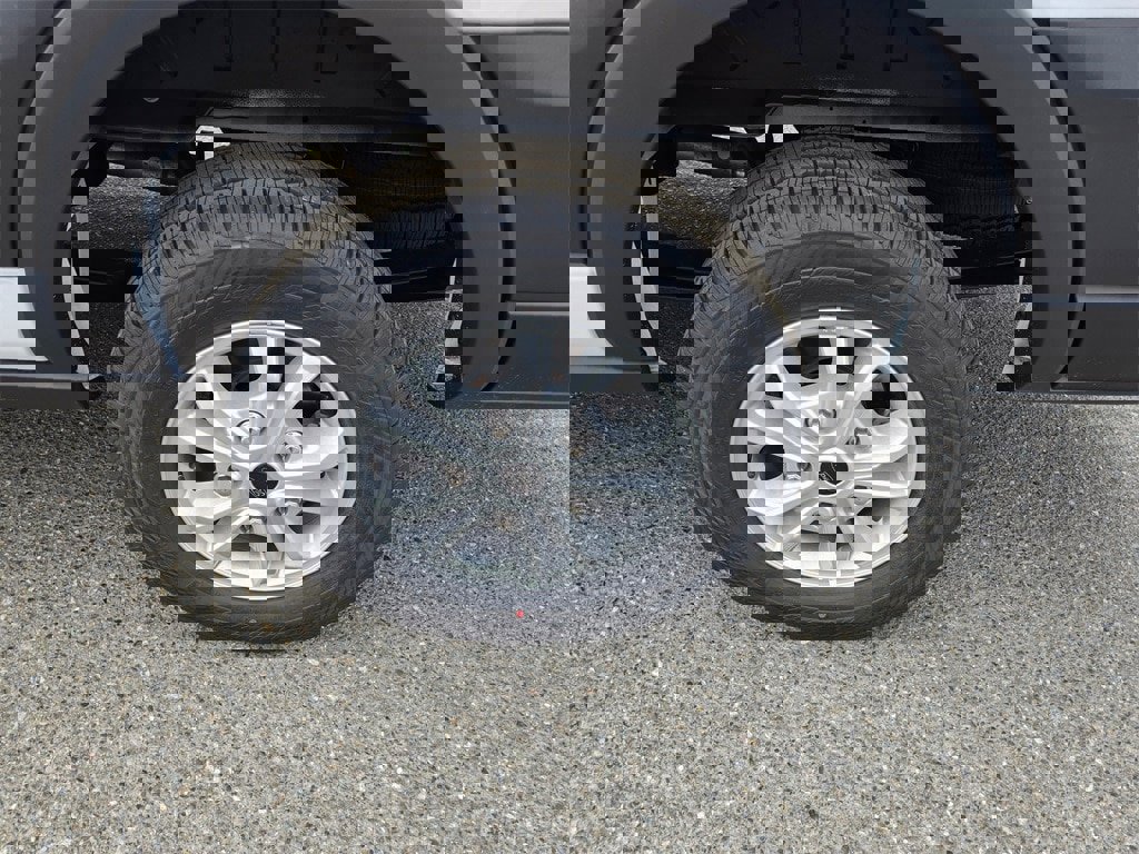 New 2025 Ford Transit 250 148 Medium Roof image 11