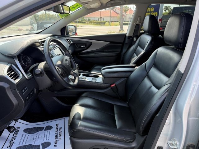 Used 2023 Nissan Murano SV image 10