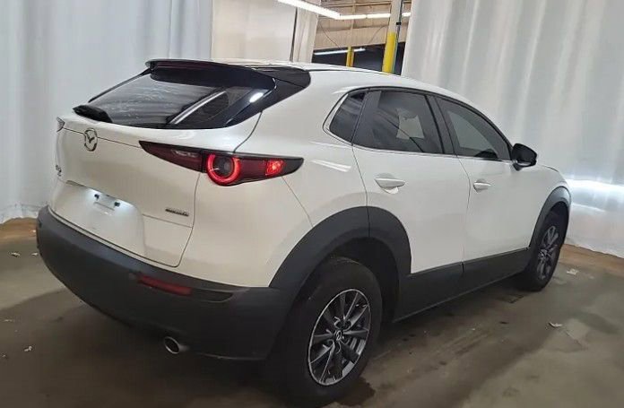 Used 2020 MAZDA CX-30 AWD image 3