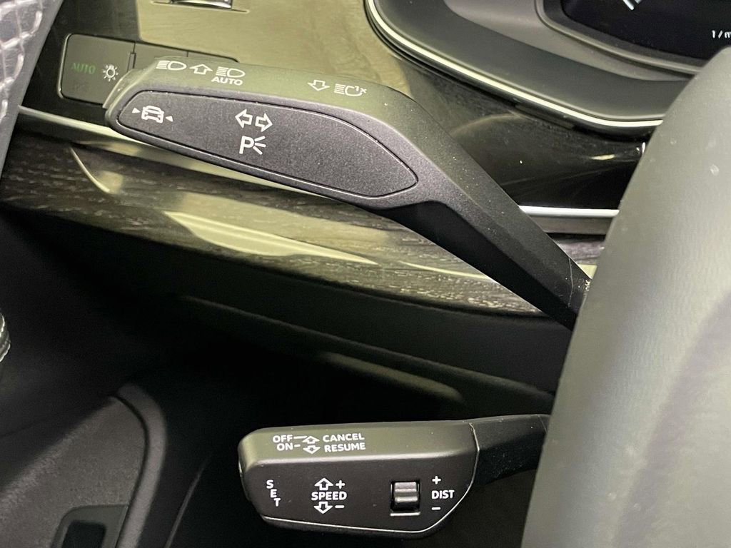 Certified 2025 Audi Q7 3.0T Premium Plus image 43