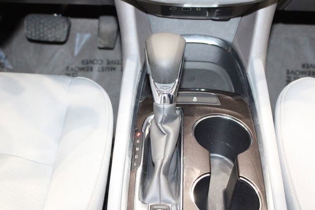 Used 2022 Chevrolet Malibu LT image 37