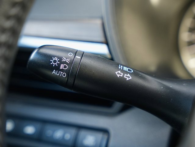 Used 2023 Nissan Altima 2.5 SV w/ SV Premium Package image 24