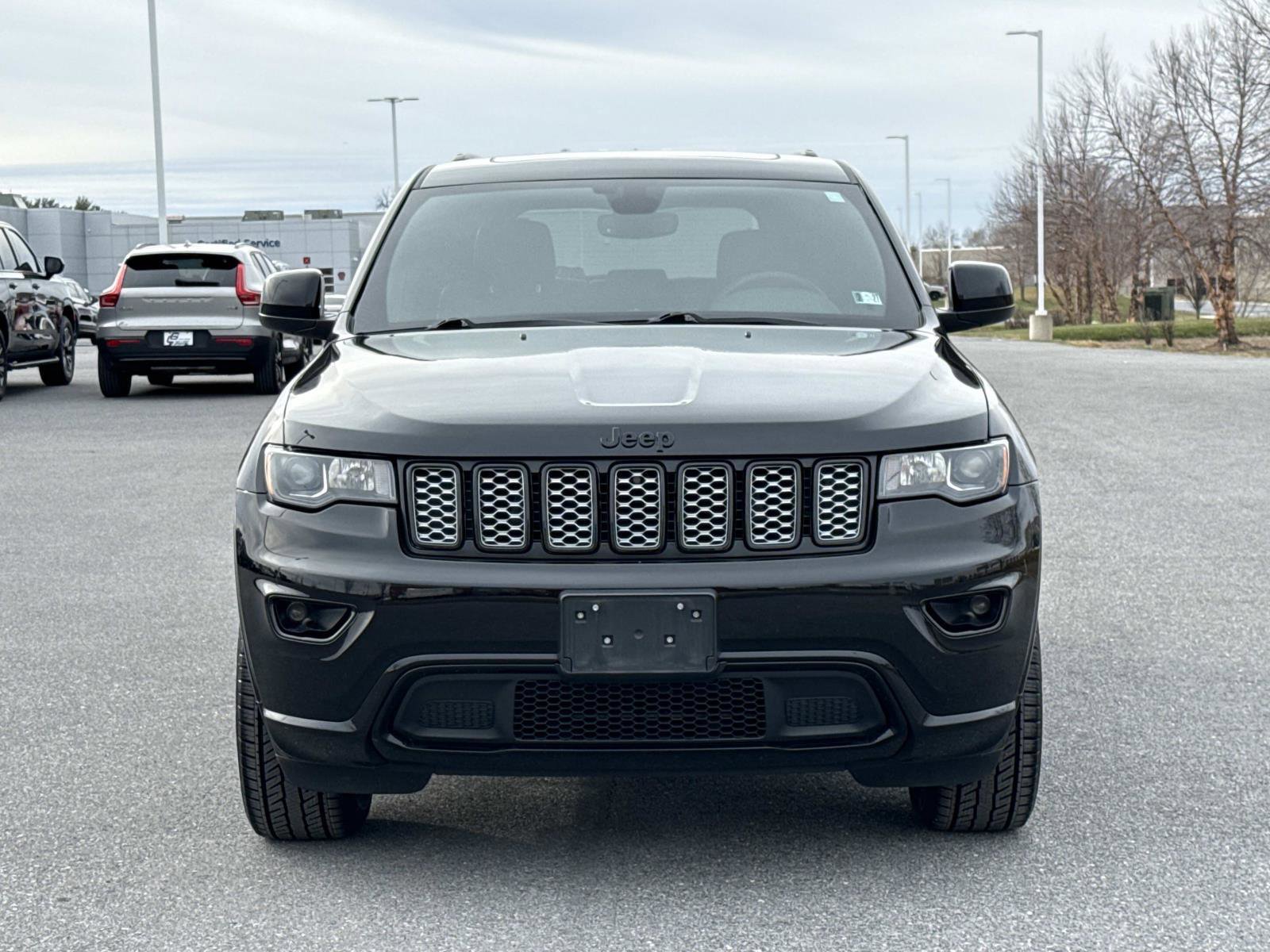 Used 2019 Jeep Grand Cherokee Altitude image 28