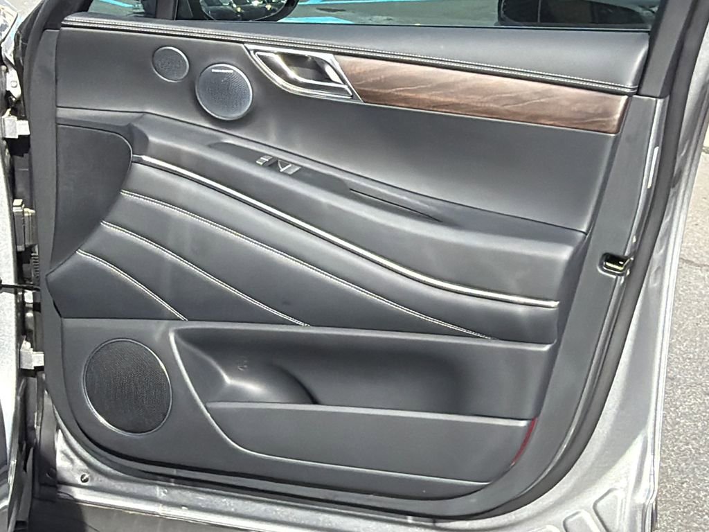 Used 2025 Genesis GV80 3.5T Advanced image 14