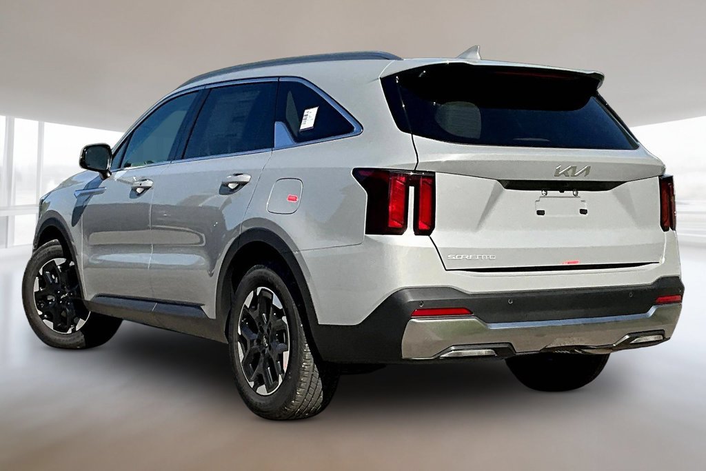New 2026 Kia Sorento S w/ S Panoramic Sunroof Package FWD image 3