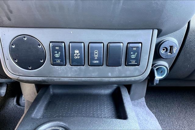 Used 2021 Nissan Frontier SV image 17