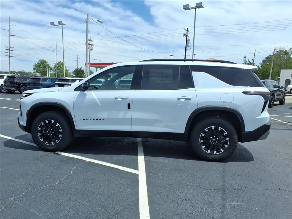 New 2026 Chevrolet Traverse Z71 w/ Enhanced Driving Package AWD/4WD image 6
