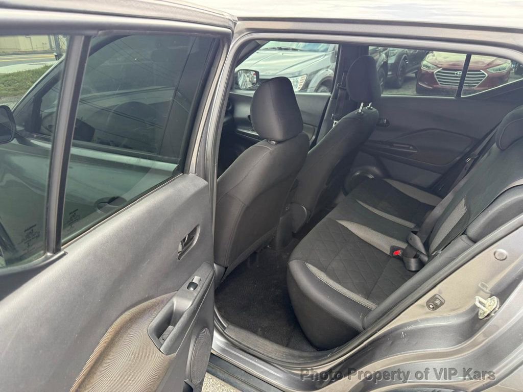 Used 2020 Nissan Kicks S image 12