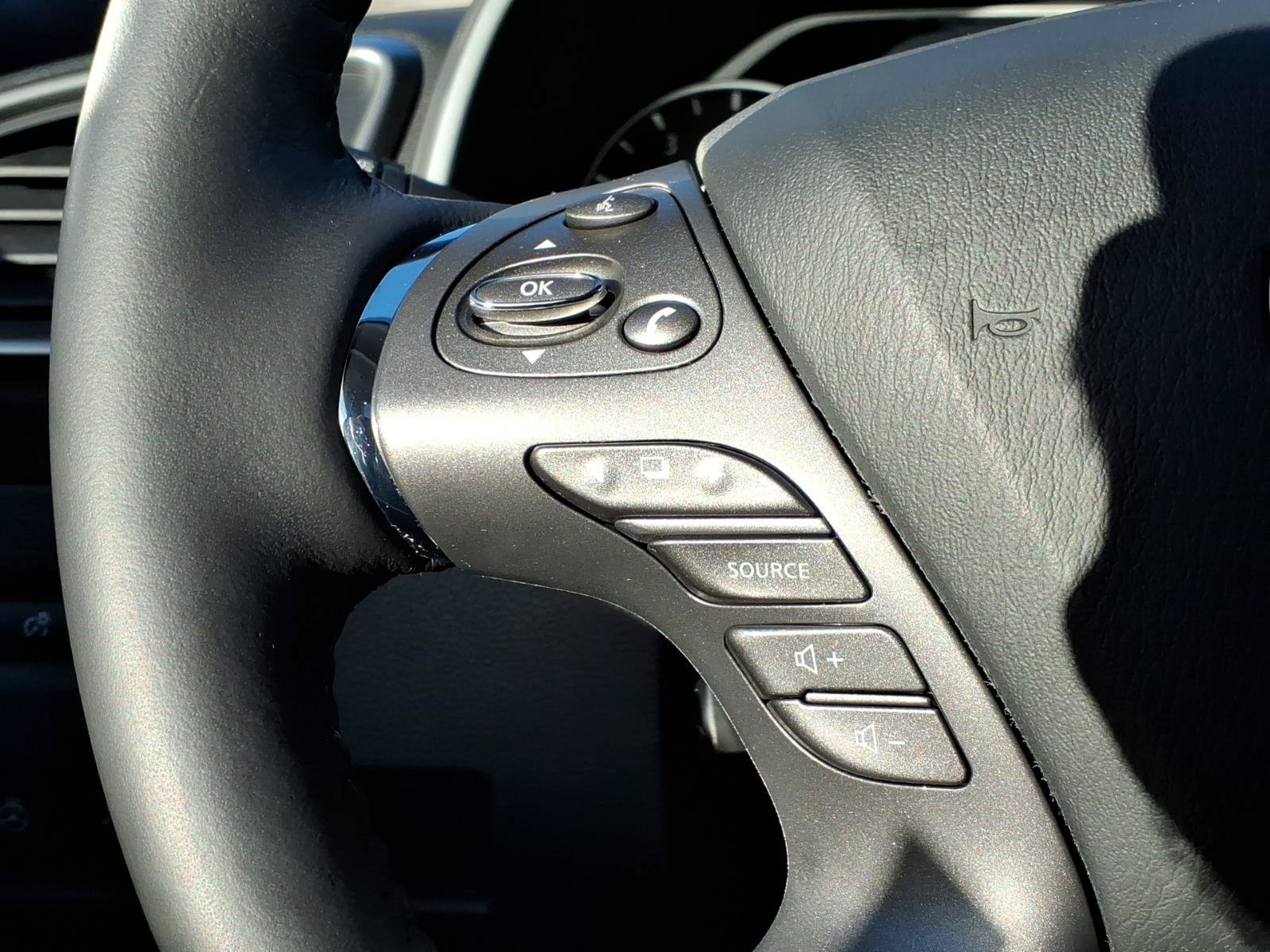 Used 2023 Nissan Murano Platinum AWD/4WD image 28