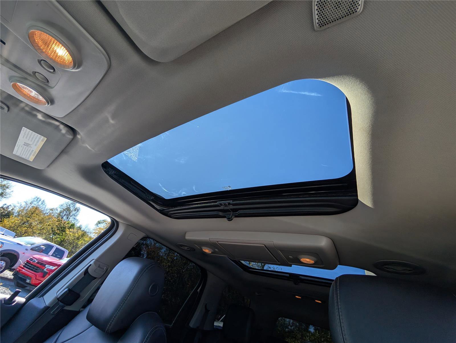 Used 2016 GMC Acadia Denali image 30