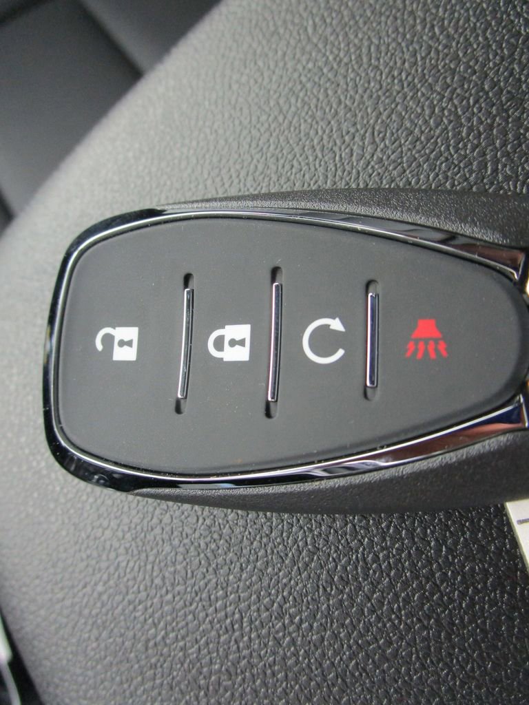 New 2026 Chevrolet Trax RS image 37