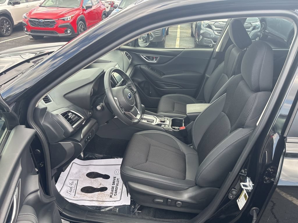 Certified 2023 Subaru Forester Premium AWD/4WD image 9