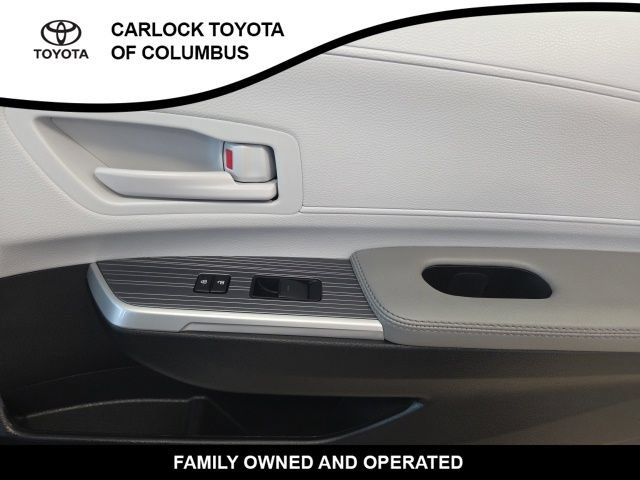 Used 2026 Toyota Sienna LE FWD image 20