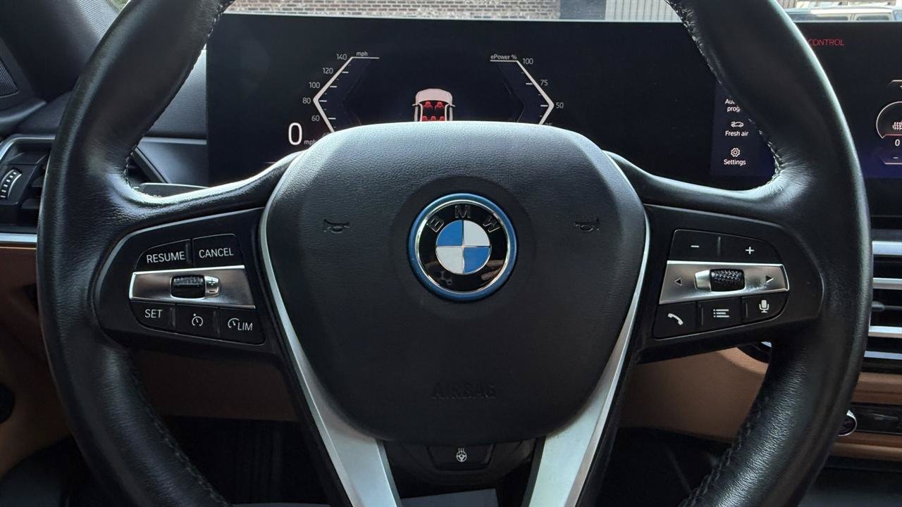 Used 2023 BMW i4 eDrive35 w/ Premium Package RWD image 37